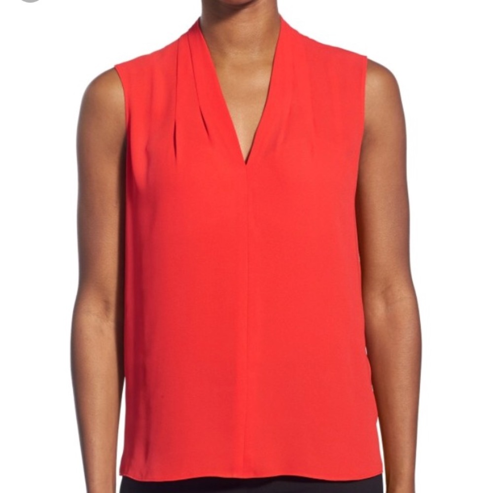 🏷 NWT. T-Tahari Bright Red Sleeveless Blouse.